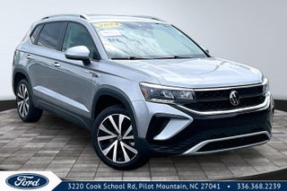 2024 Volkswagen Taos SE