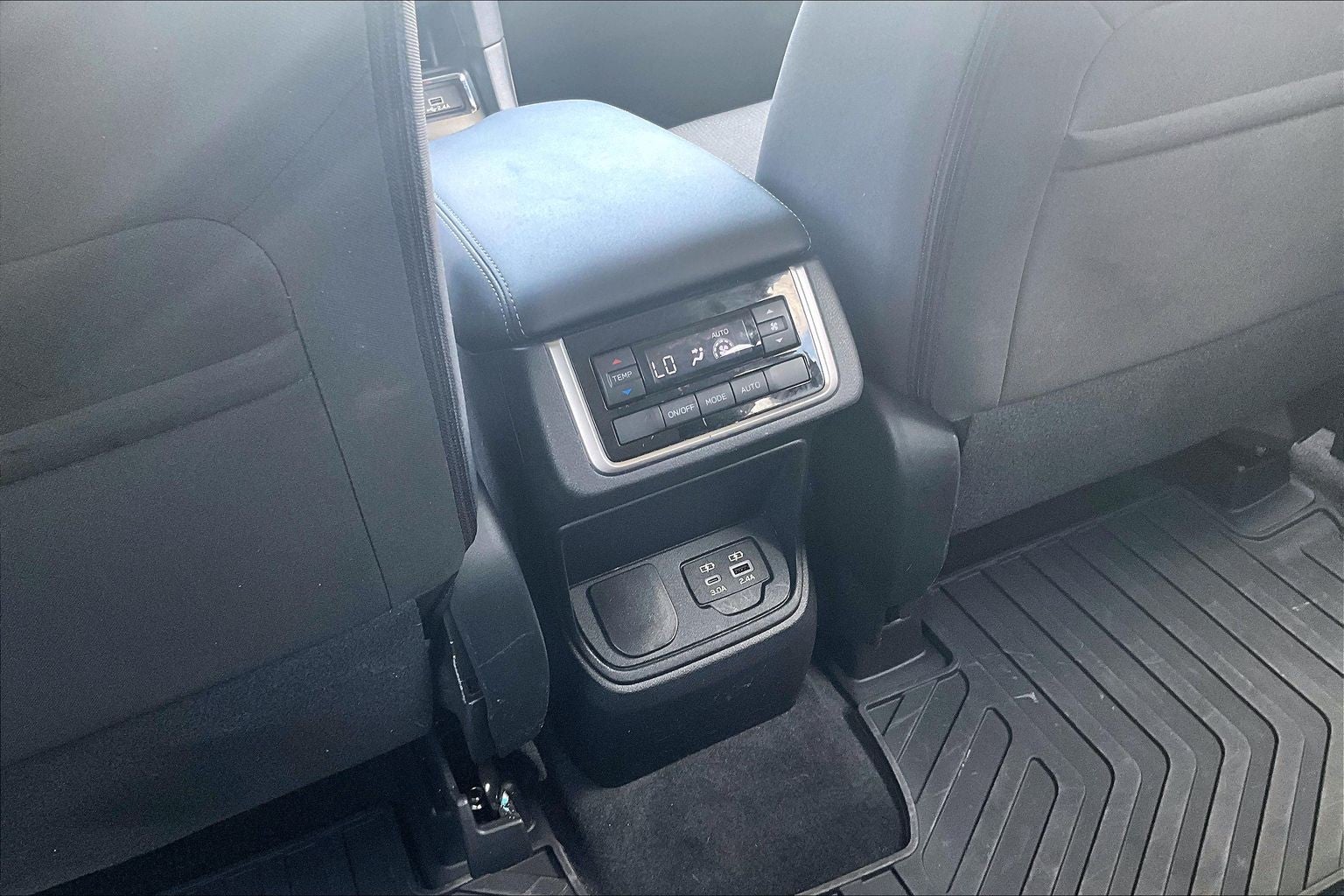 2024 Subaru Ascent Premium