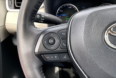 2022 Toyota RAV4 Hybrid XLE