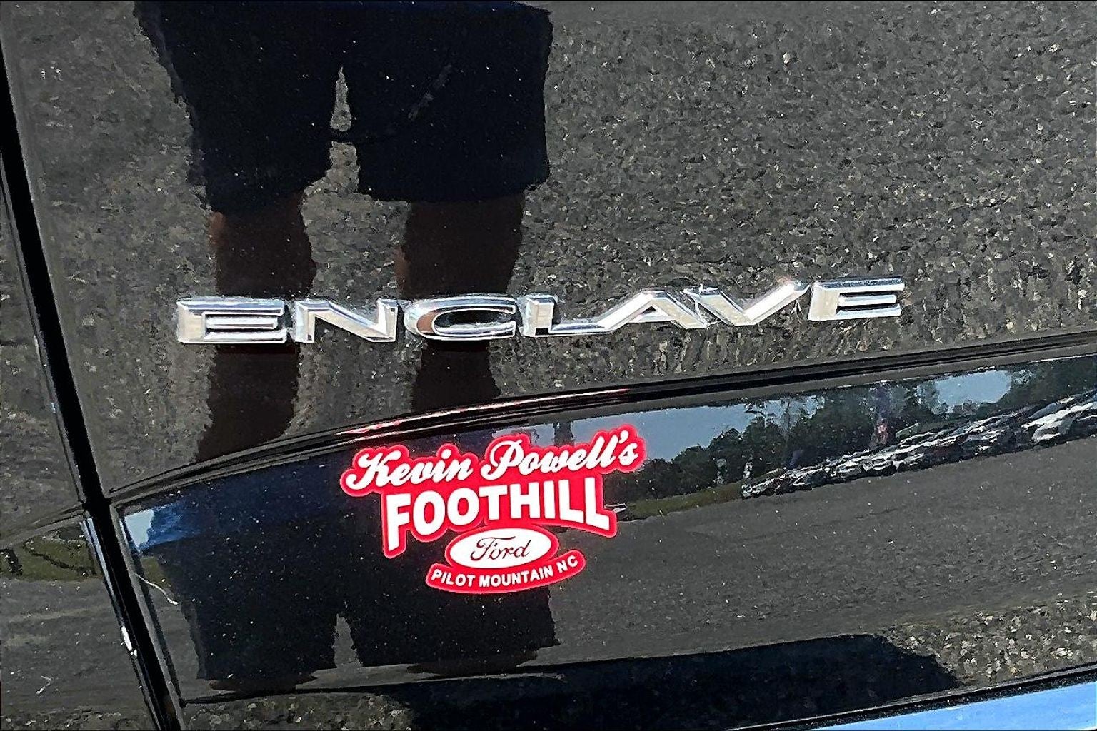 2023 Buick Enclave Essence