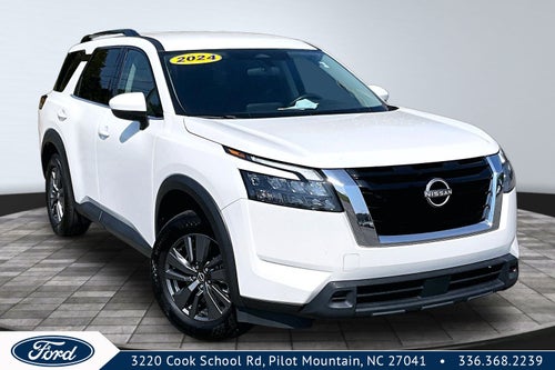 2024 Nissan Pathfinder SV