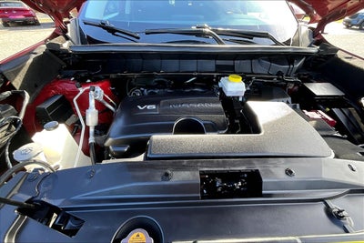 2023 Nissan Pathfinder SL