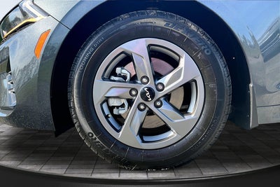 2024 Kia K5 LXS
