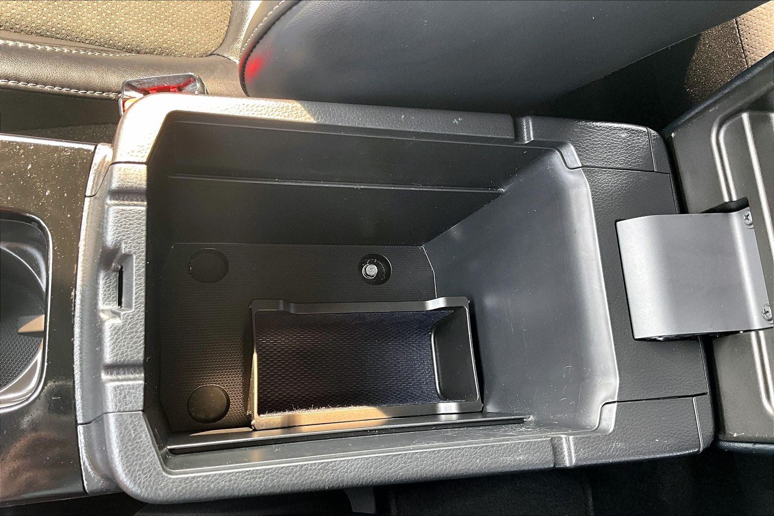 2024 Mitsubishi Eclipse Cross Base