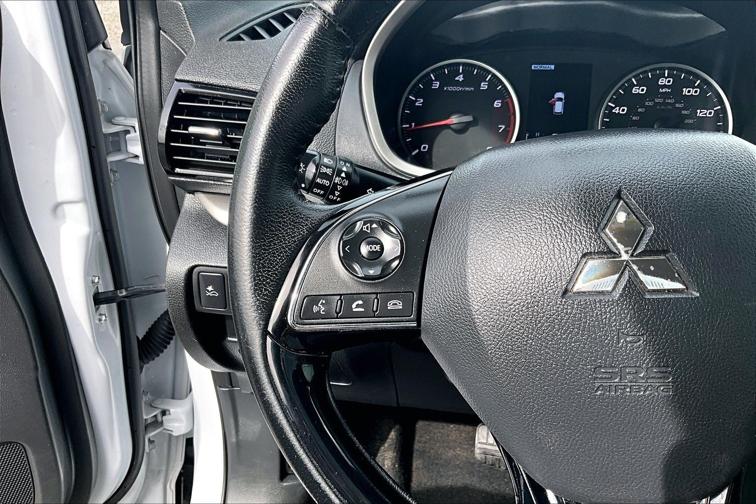 2024 Mitsubishi Eclipse Cross Base