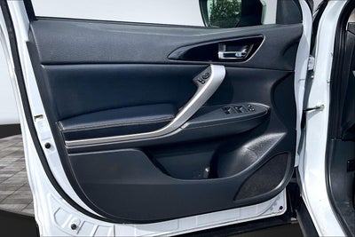 2024 Mitsubishi Eclipse Cross Base