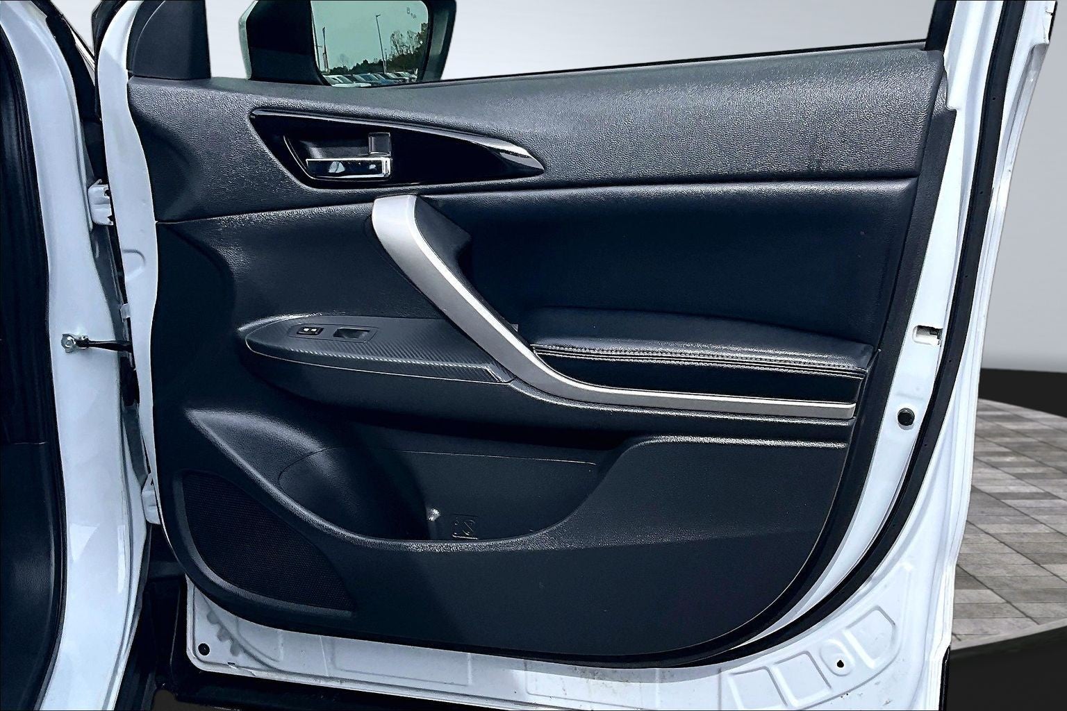 2024 Mitsubishi Eclipse Cross Base