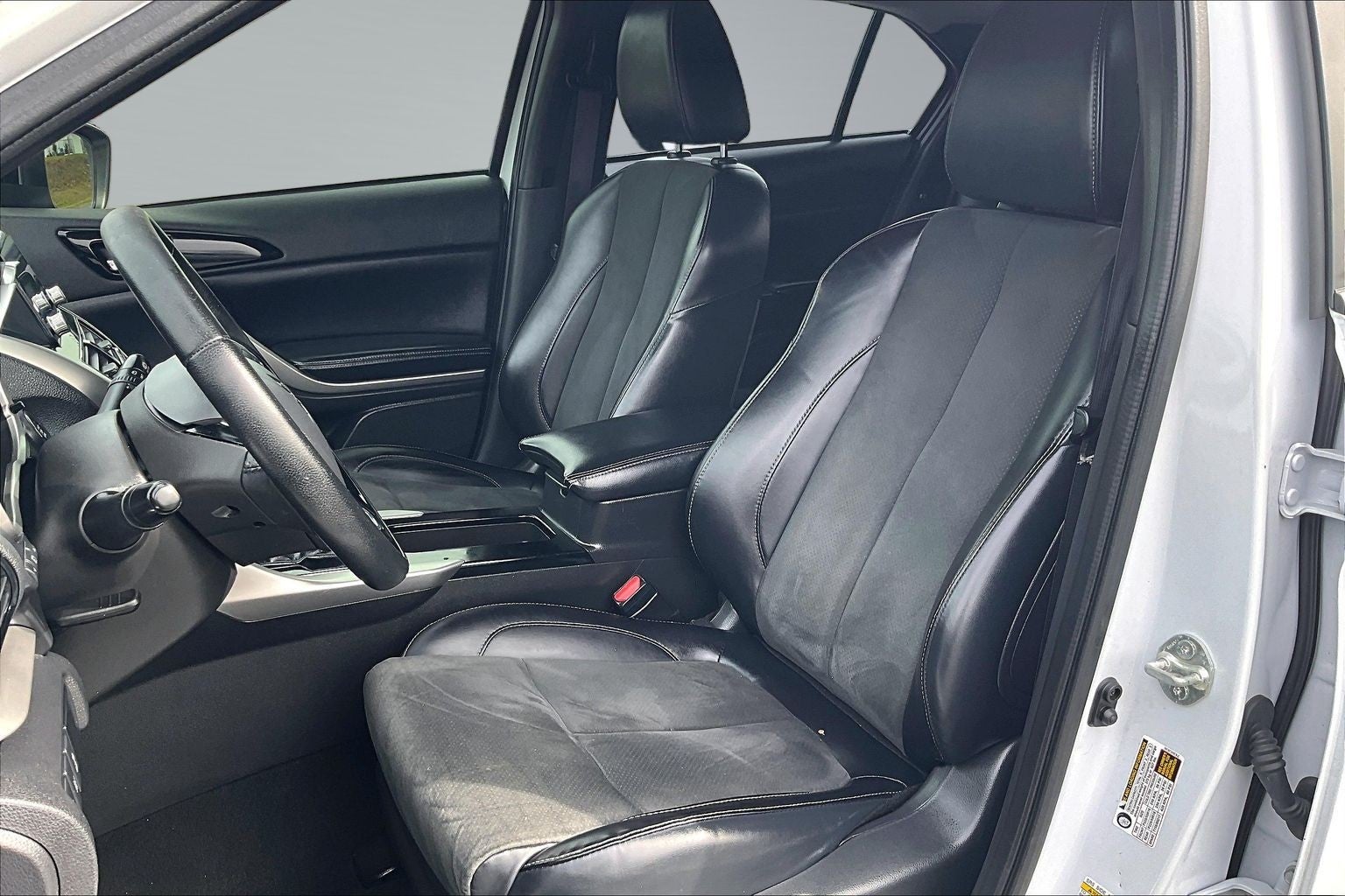 2024 Mitsubishi Eclipse Cross Base
