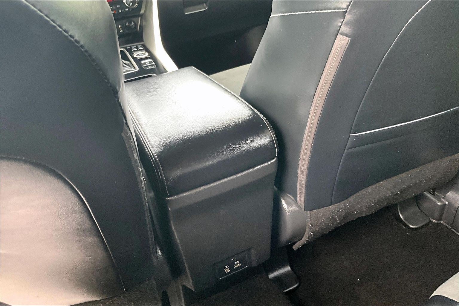 2024 Mitsubishi Eclipse Cross Base