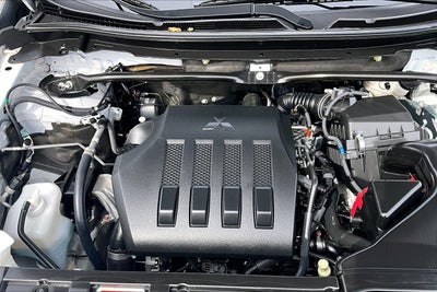 2024 Mitsubishi Eclipse Cross Base