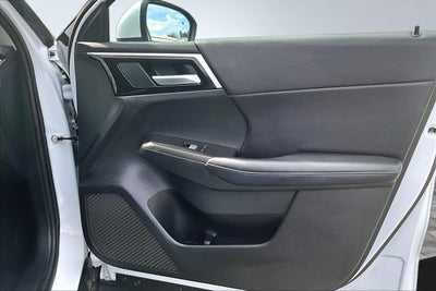2024 Mitsubishi Outlander Base