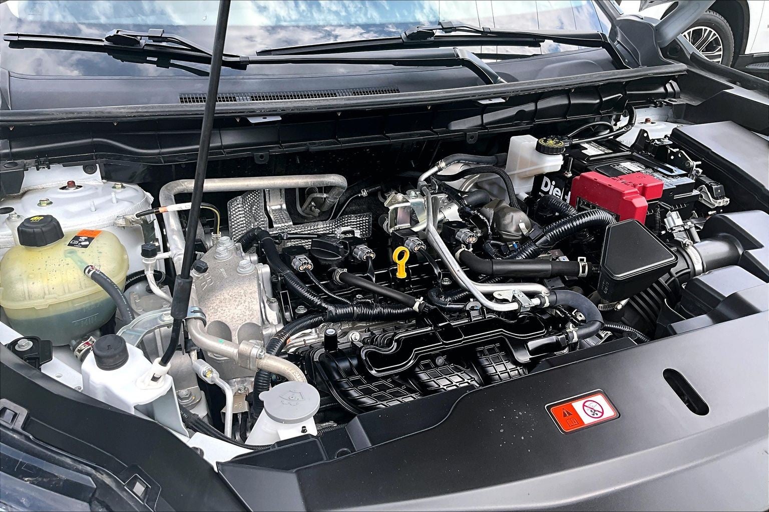 2024 Mitsubishi Outlander Base