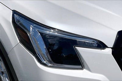 2023 Subaru Forester BASE