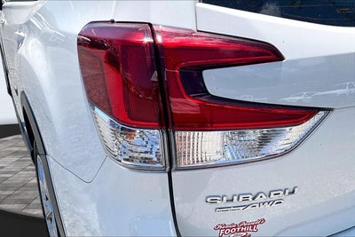 2023 Subaru Forester BASE