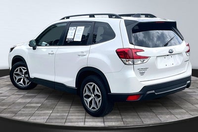 2024 Subaru Forester Premium