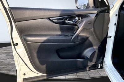 2022 Nissan Rogue Sport SV