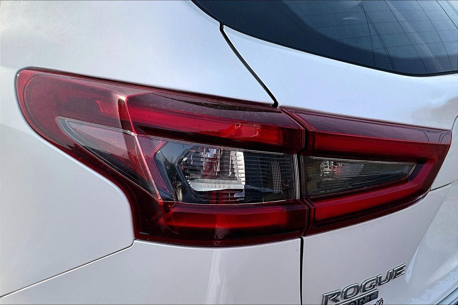 2022 Nissan Rogue Sport SV