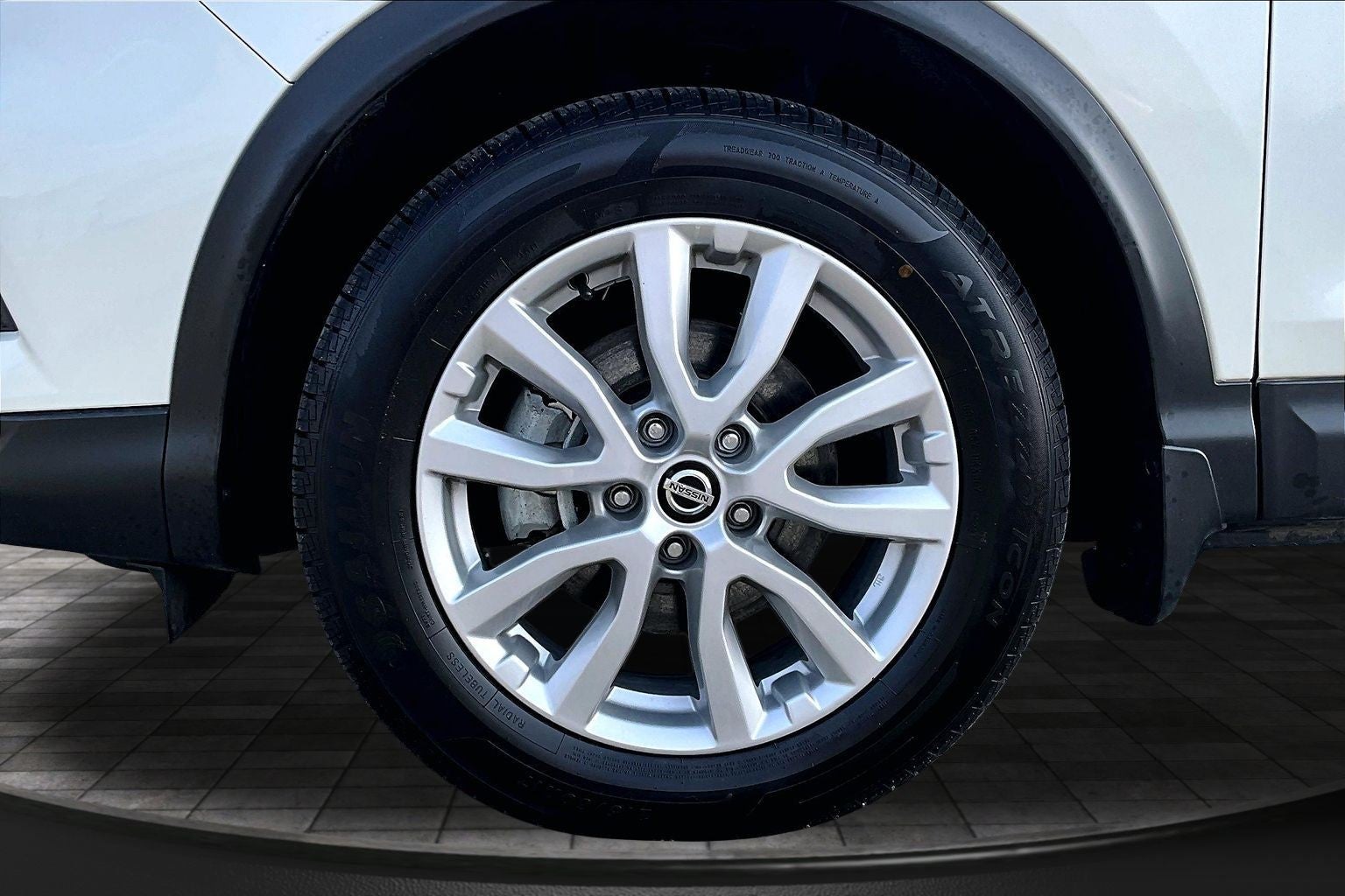 2022 Nissan Rogue Sport SV