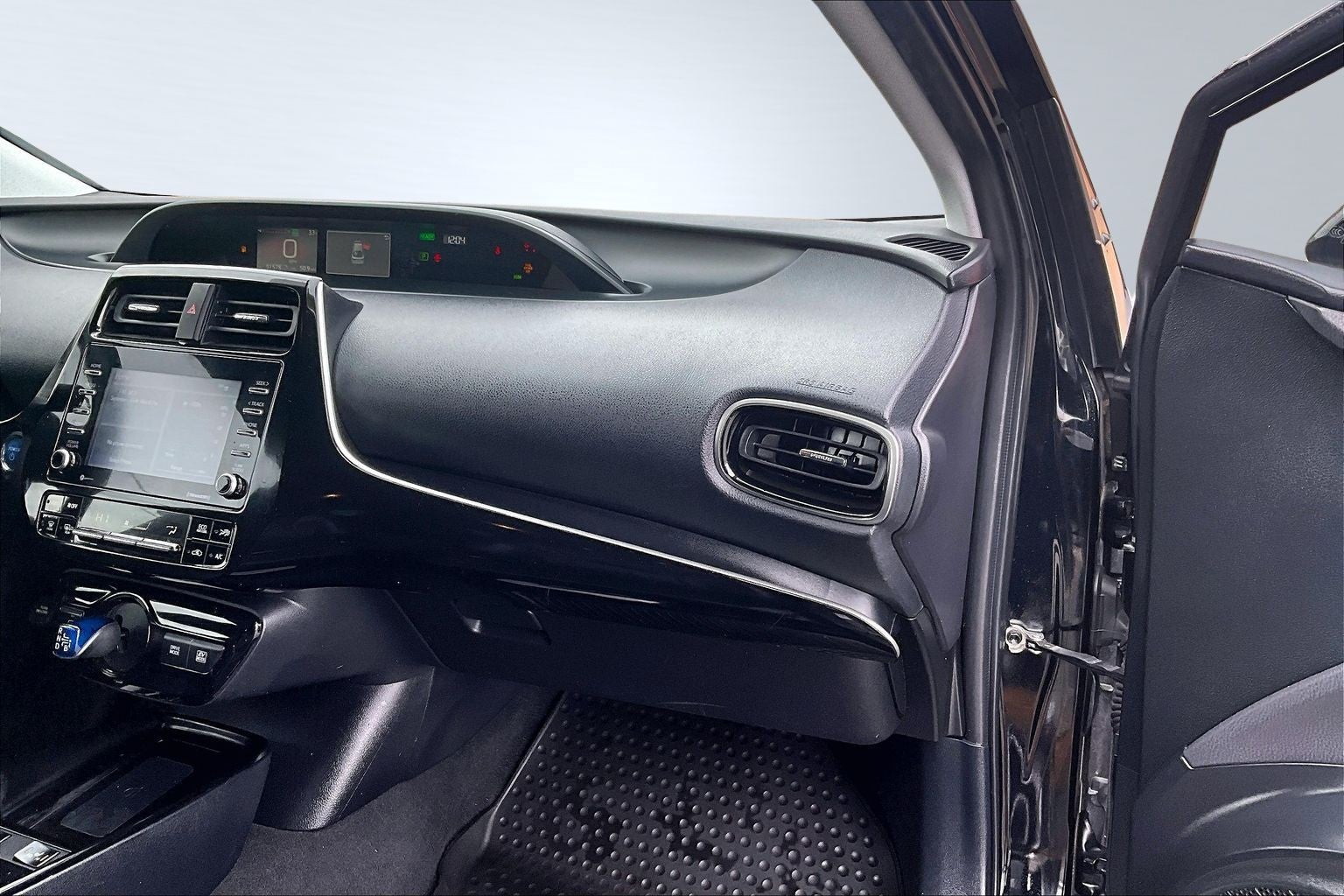 2022 Toyota Prius Base