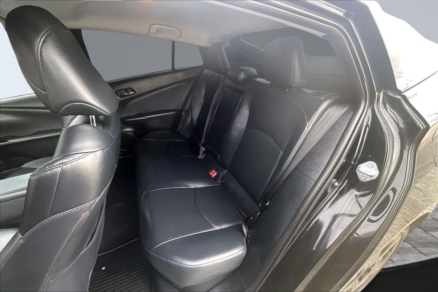 2022 Toyota Prius Base