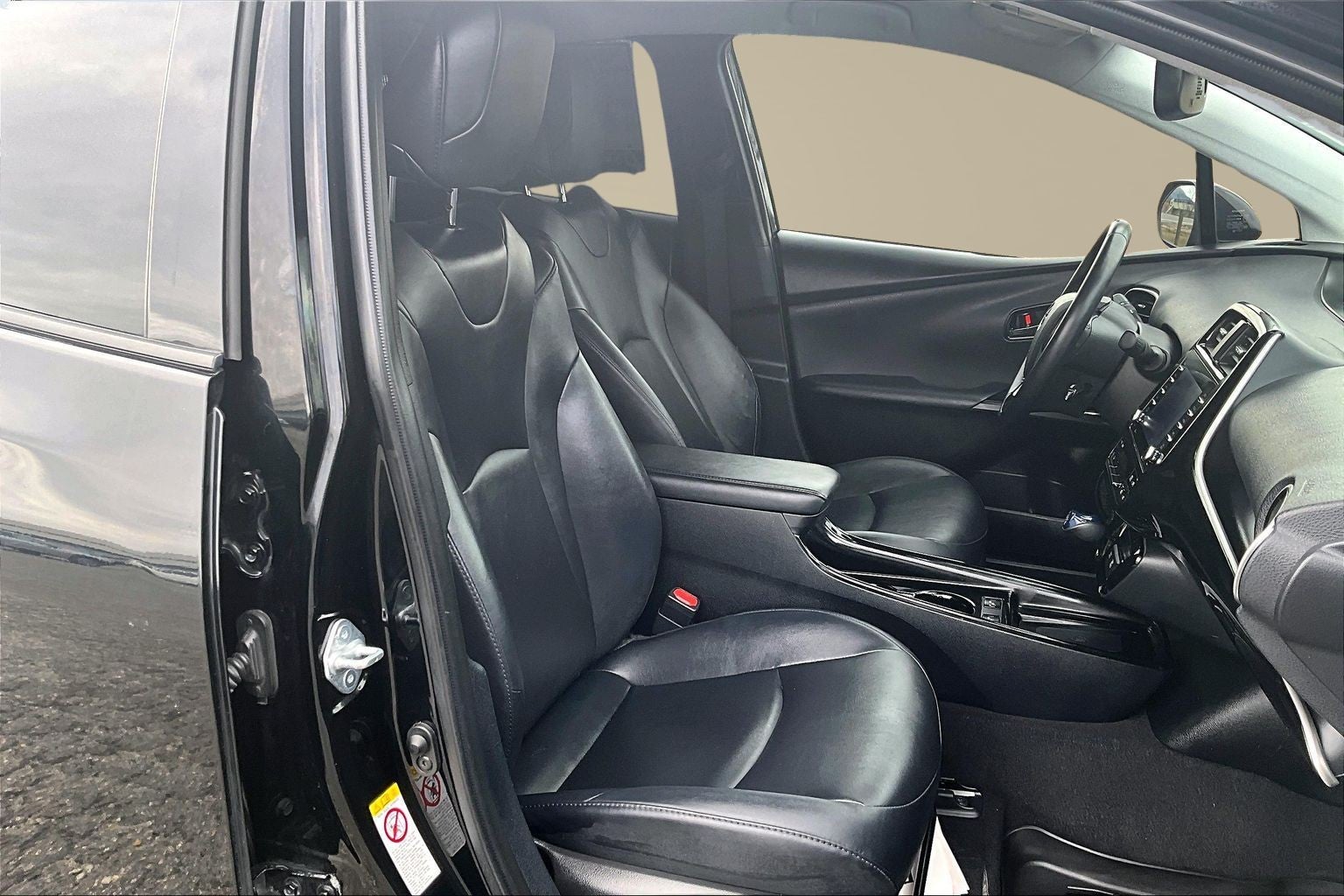 2022 Toyota Prius Base