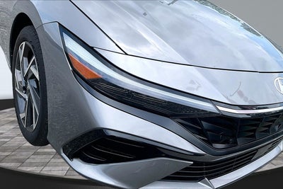 2024 Hyundai Elantra Limited