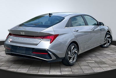 2024 Hyundai Elantra Limited
