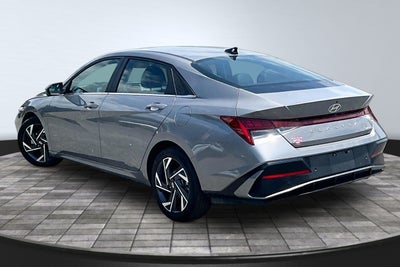 2024 Hyundai Elantra Limited