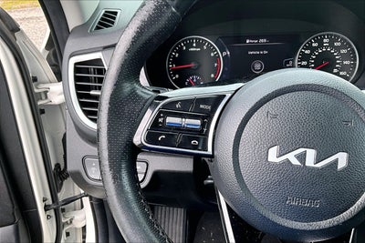2023 Kia Seltos SX