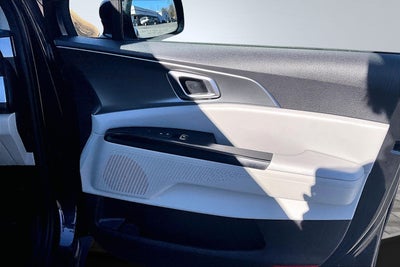 2022 Kia Carnival LXS