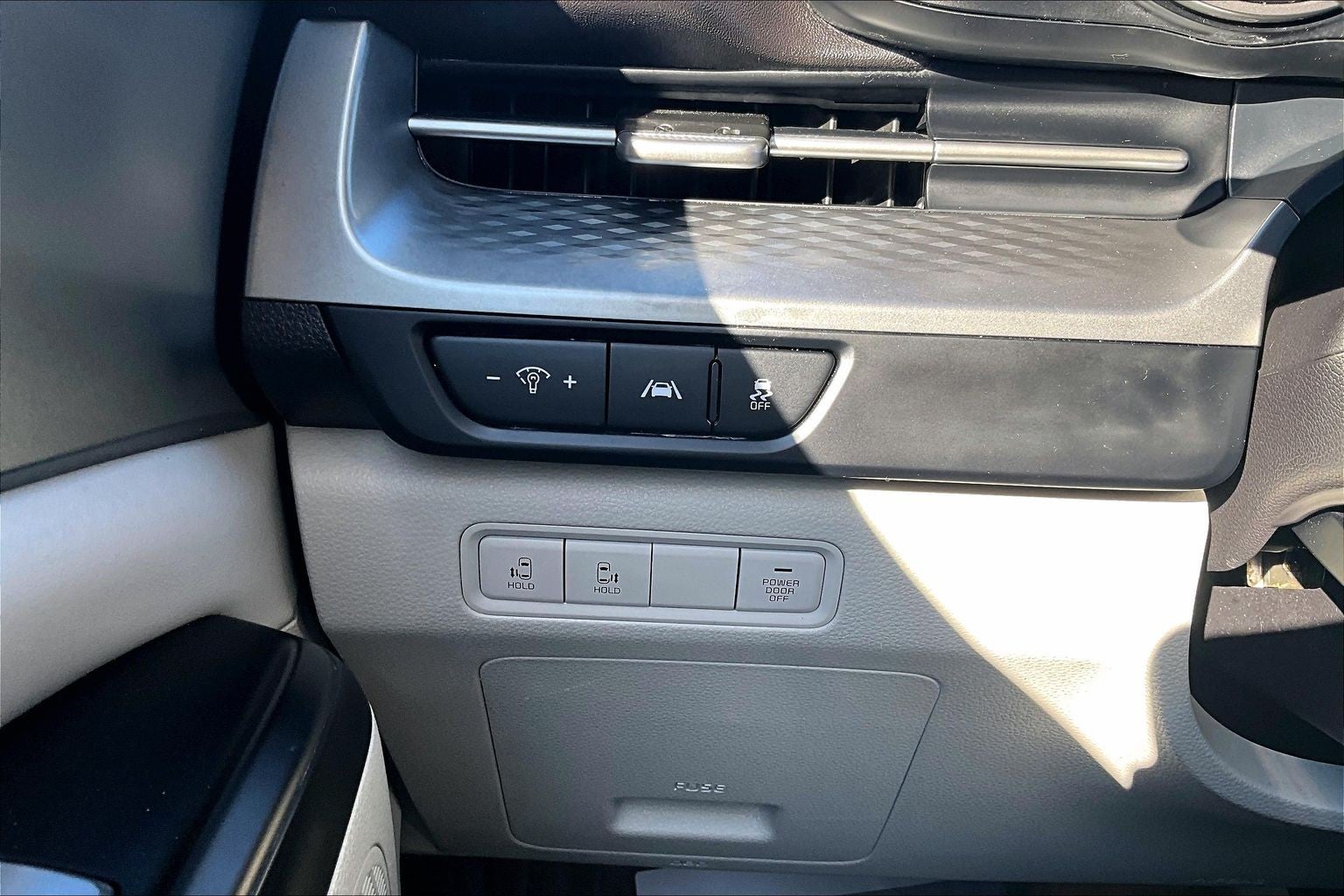 2022 Kia Carnival LXS