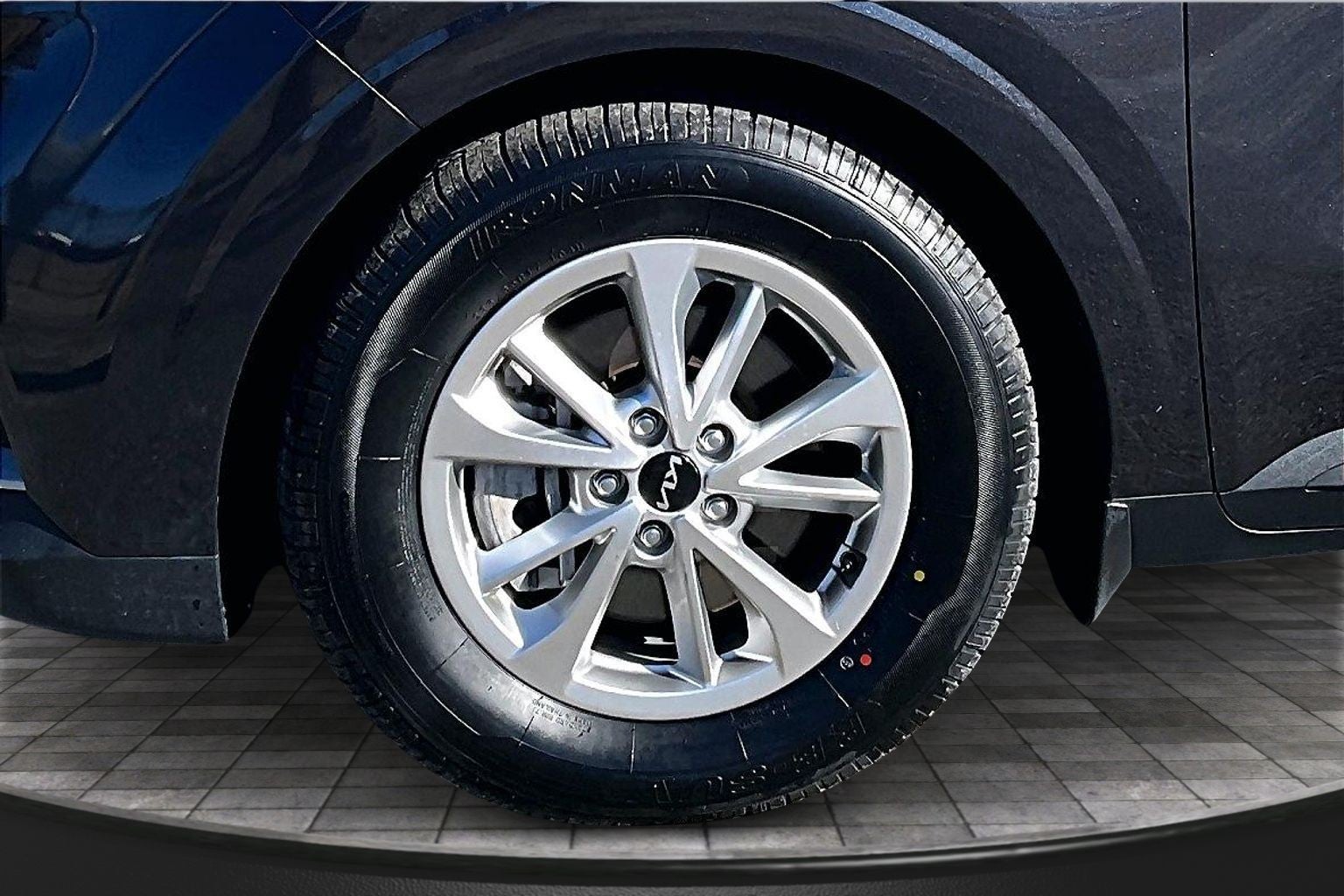 2022 Kia Carnival LXS