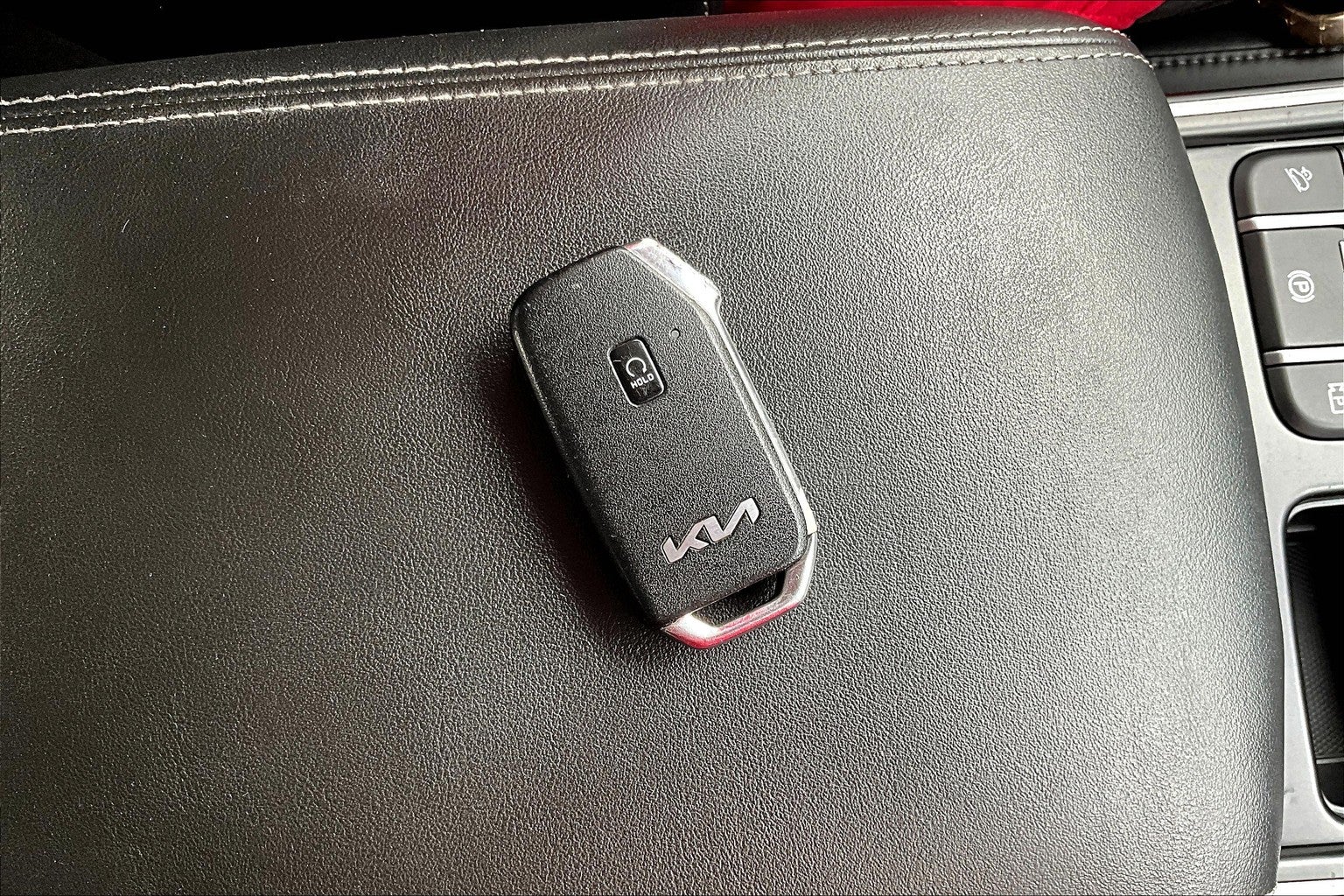 2022 Kia Sorento Hybrid S