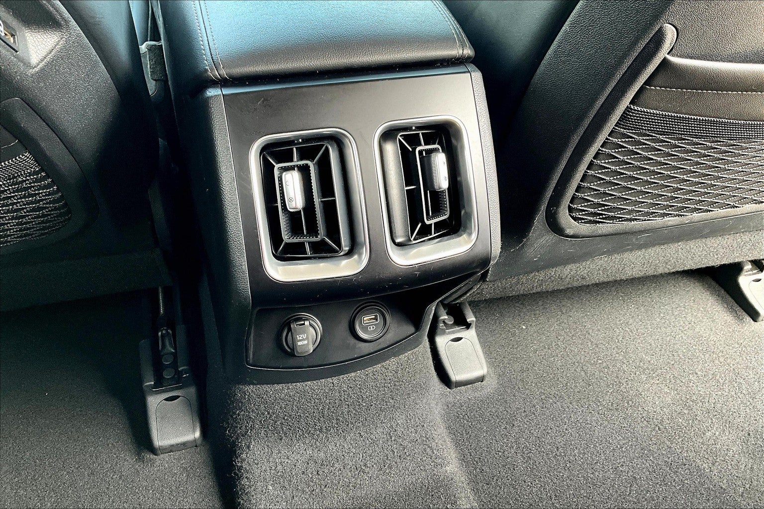 2022 Kia Sorento Hybrid S