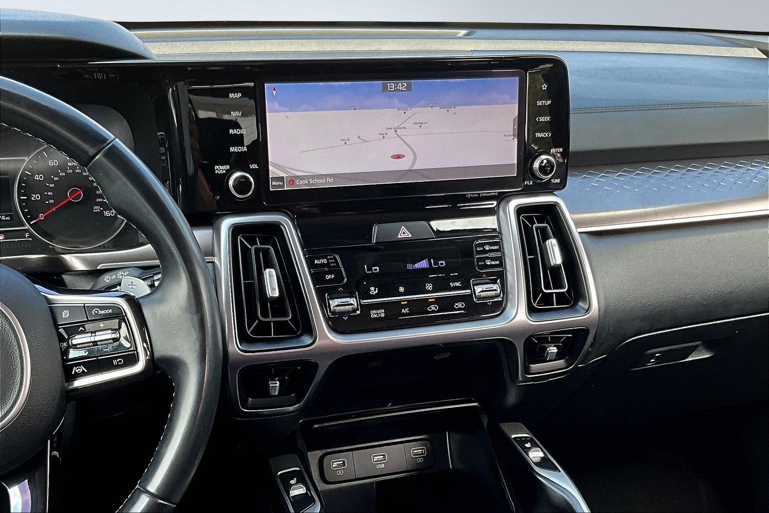 2022 Kia Sorento Hybrid S