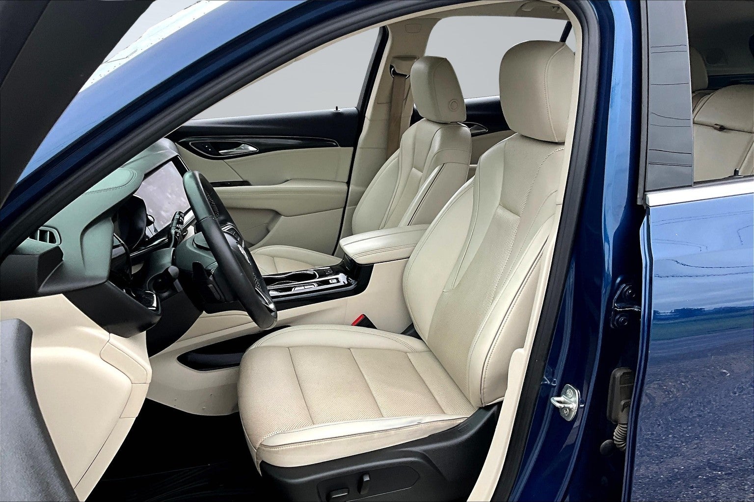 2022 Buick Envision Essence