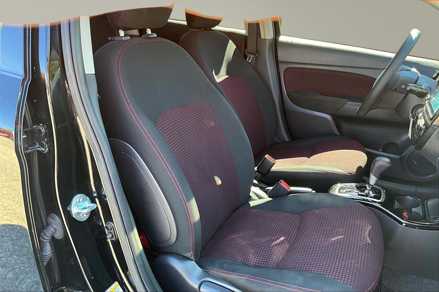 2024 Mitsubishi Mirage Base