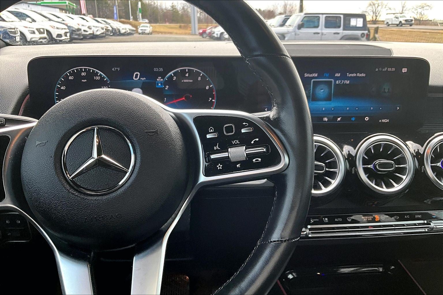 2023 Mercedes-Benz GLB GLB 250