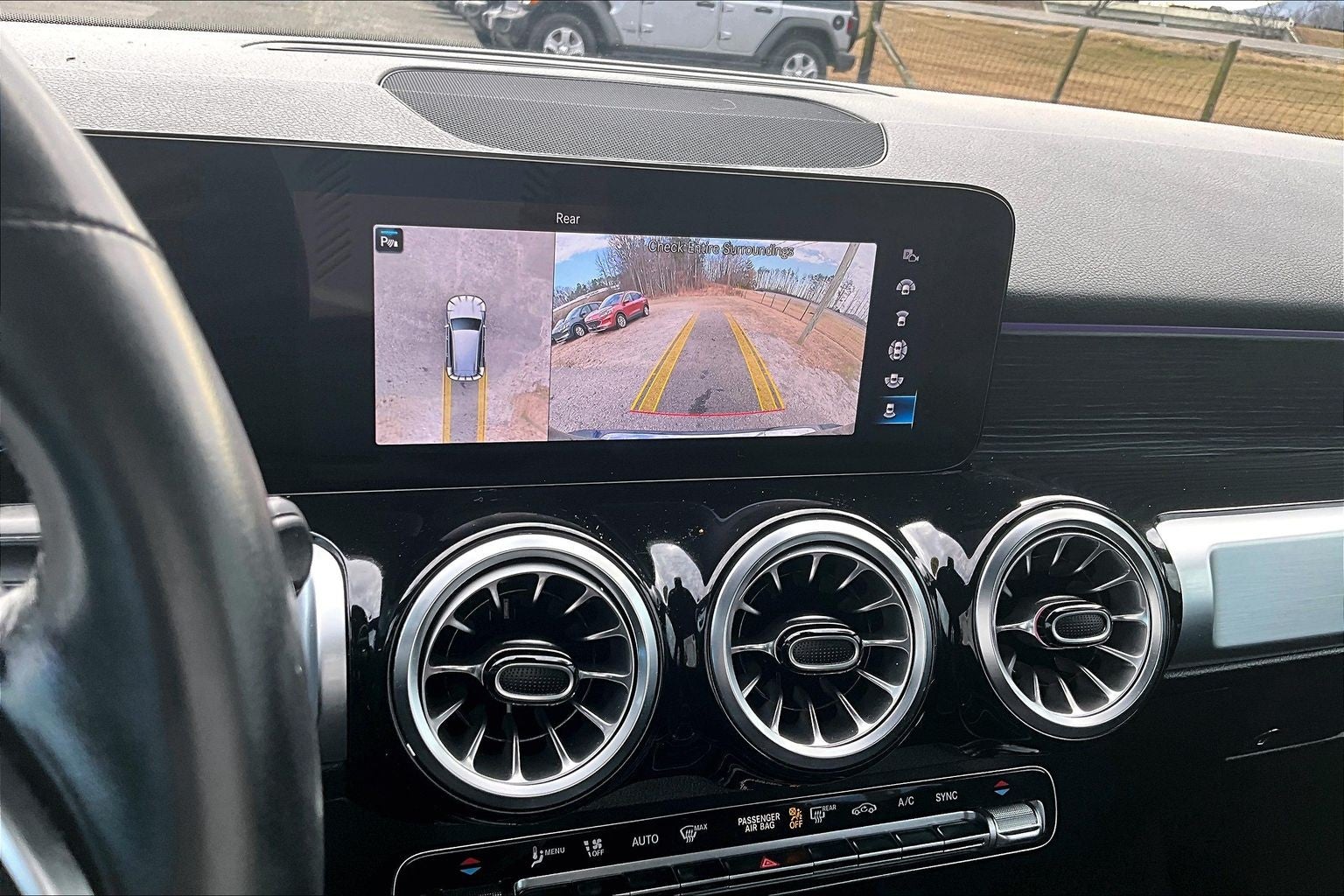 2023 Mercedes-Benz GLB GLB 250