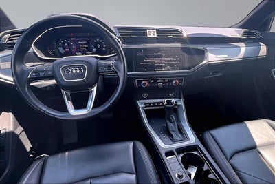 2024 Audi Q3 S line Premium