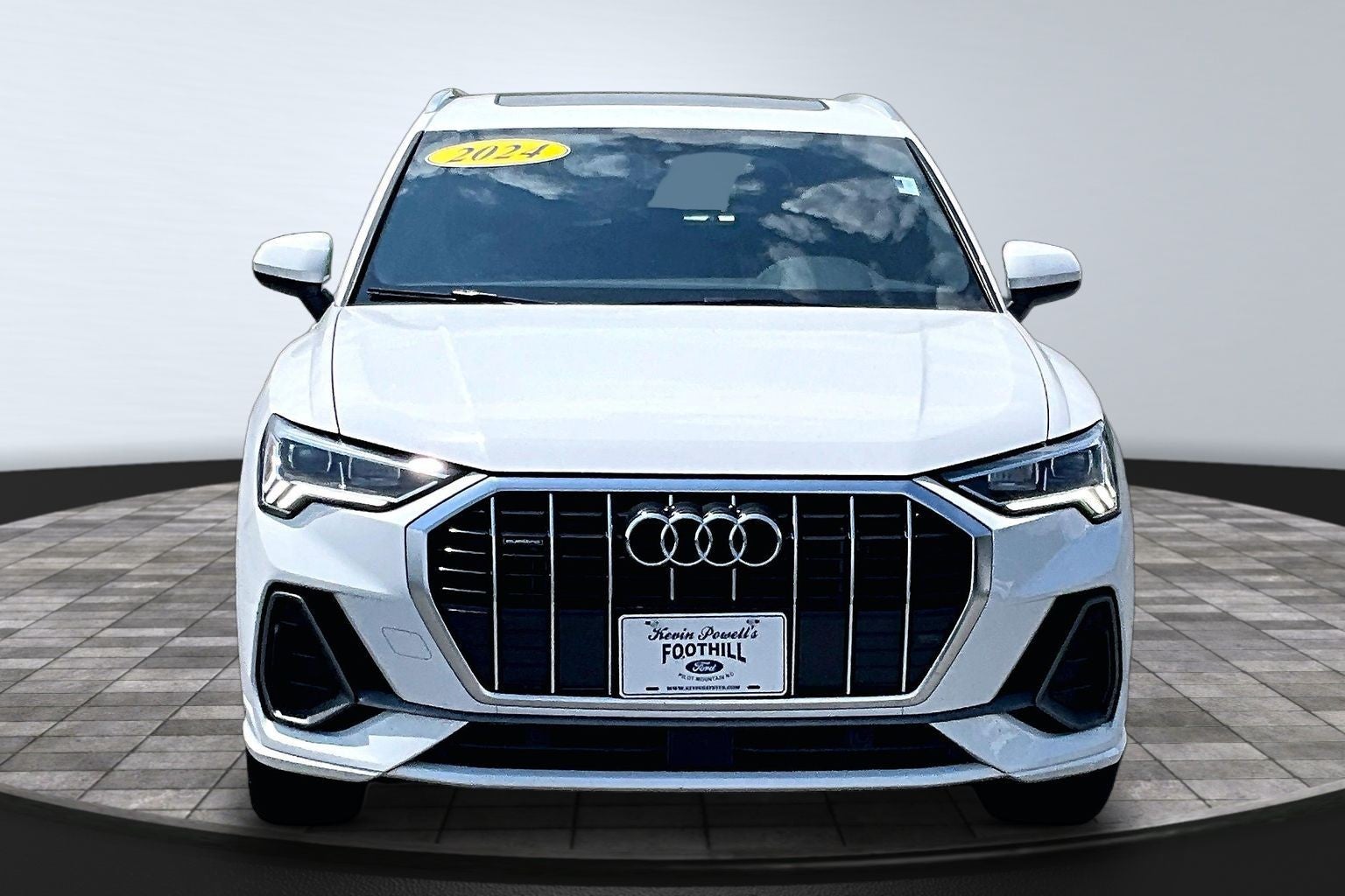 2024 Audi Q3 S line Premium
