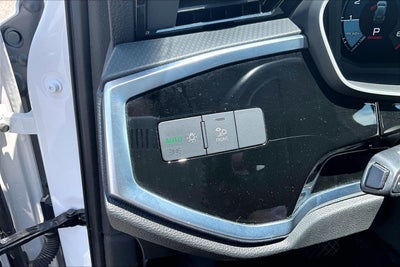 2024 Audi Q3 S line Premium