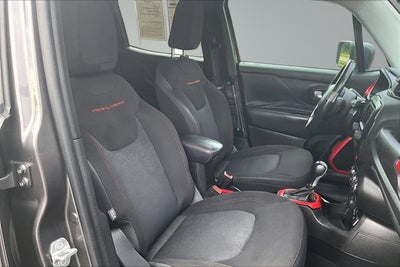 2017 Jeep Renegade Trailhawk